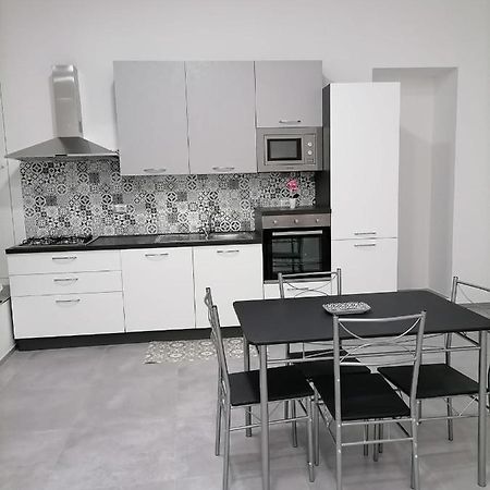 Darsena Apartments1 Molfetta Exteriör bild