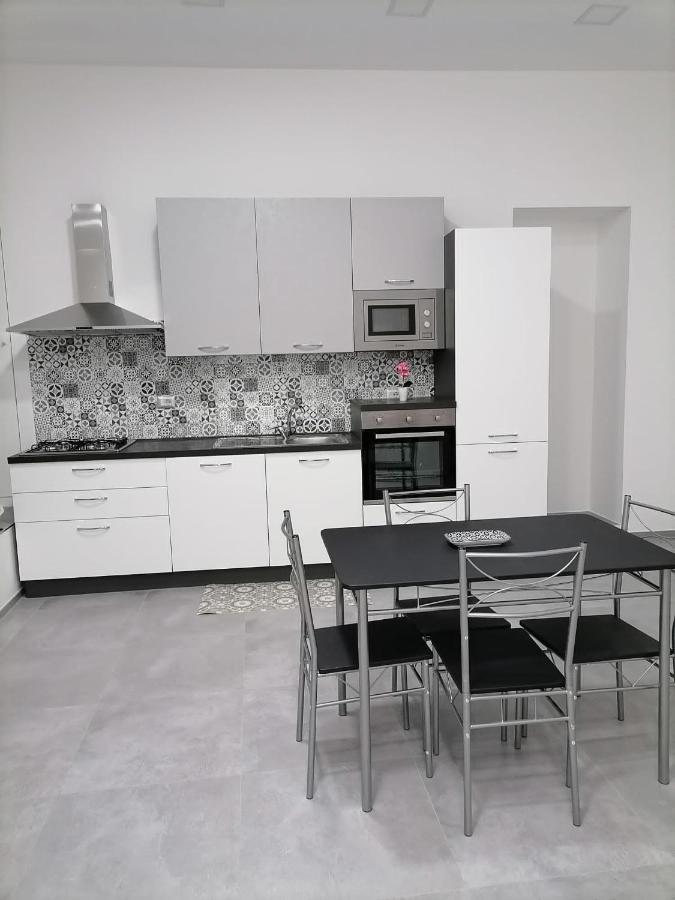 Darsena Apartments1 Molfetta Exteriör bild