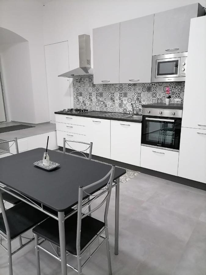 Darsena Apartments1 Molfetta Exteriör bild