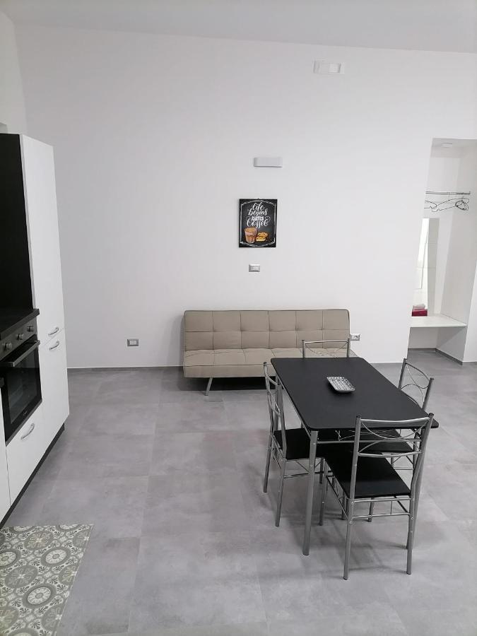 Darsena Apartments1 Molfetta Exteriör bild